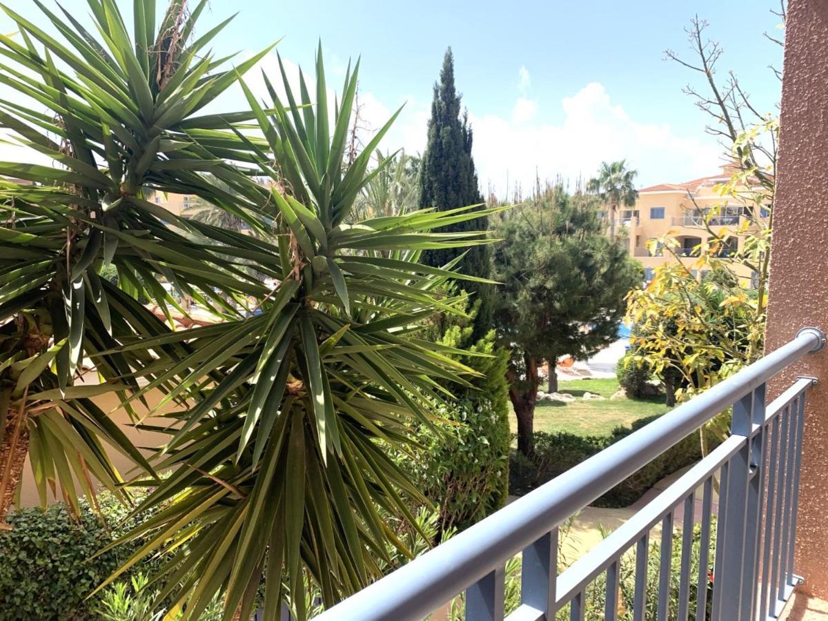 Limnaria Gardens Two Bedroom Apartment With Balcony Pafos Zewnętrze zdjęcie