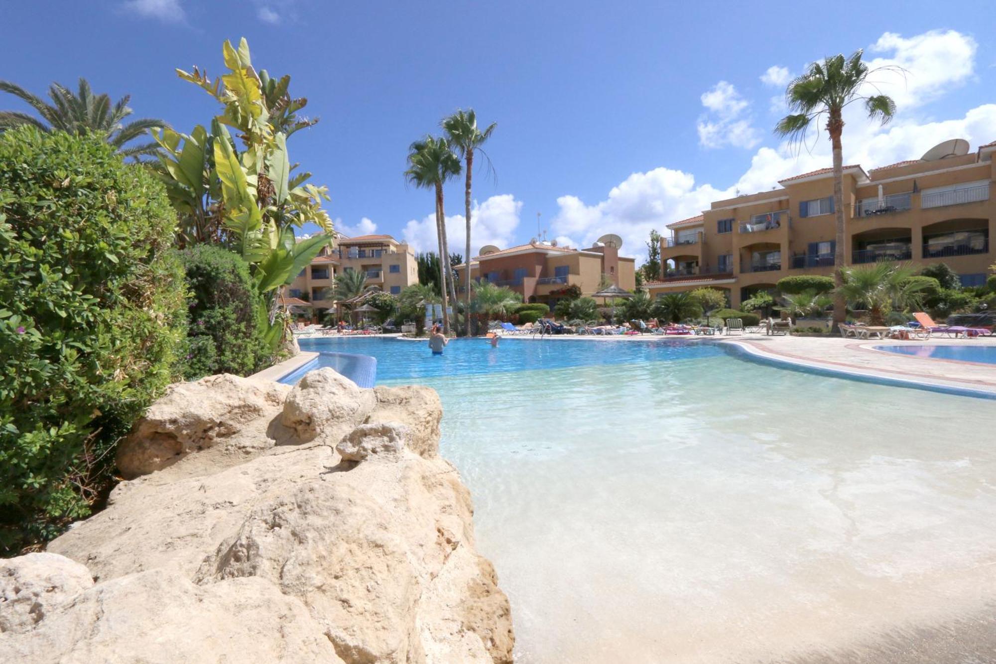 Limnaria Gardens Two Bedroom Apartment With Balcony Pafos Zewnętrze zdjęcie